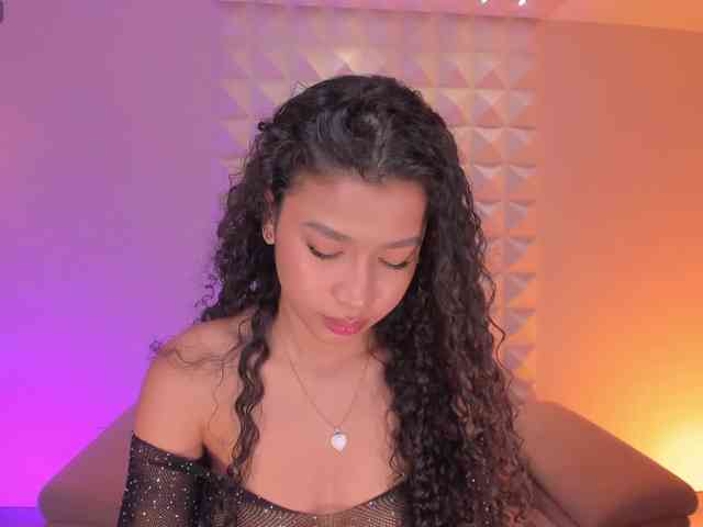 SophieHouston webcam