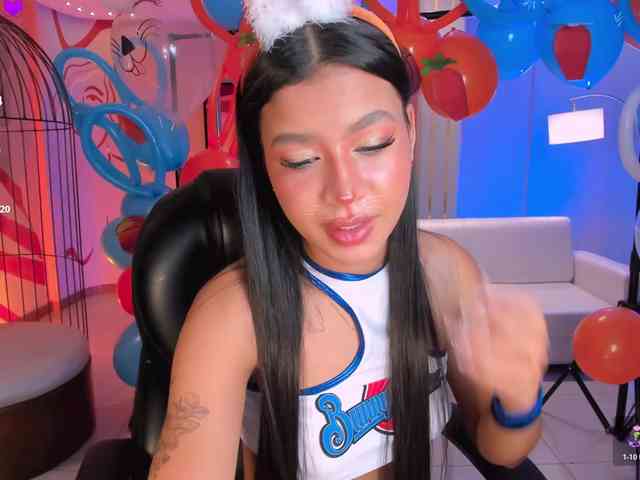 SophieHouston webcam