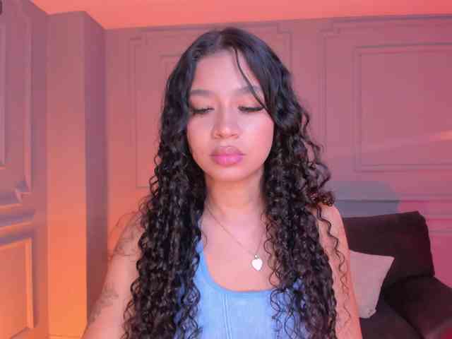 SophieHouston webcam