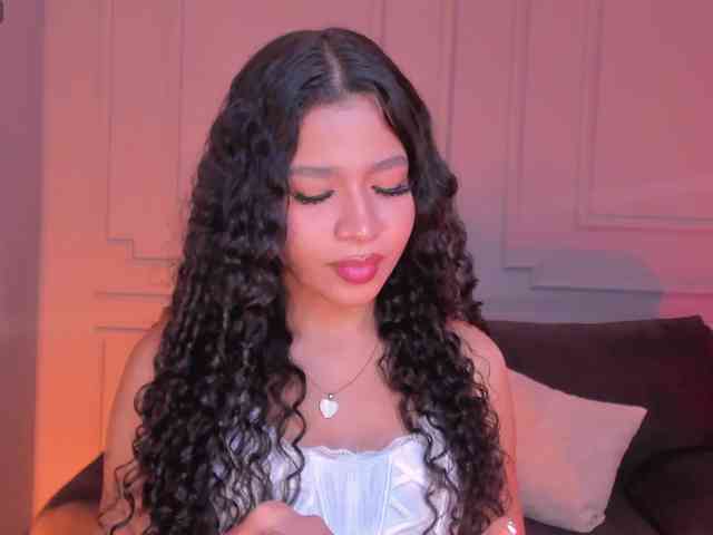 SophieHouston webcam