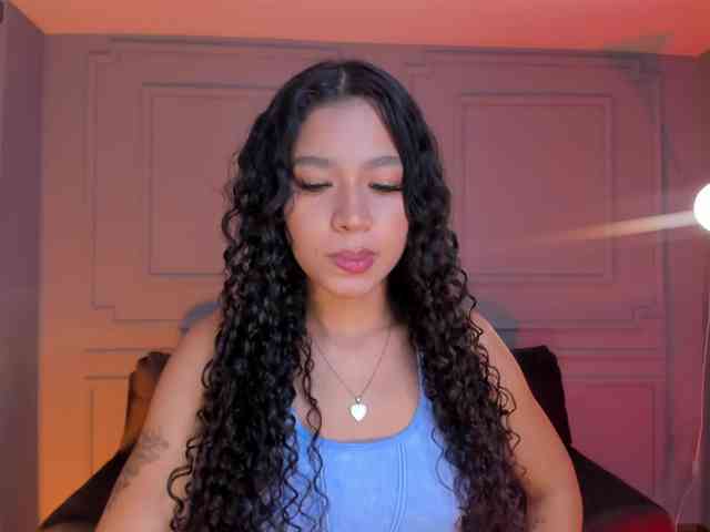 SophieHouston webcam