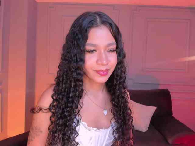 SophieHouston webcam