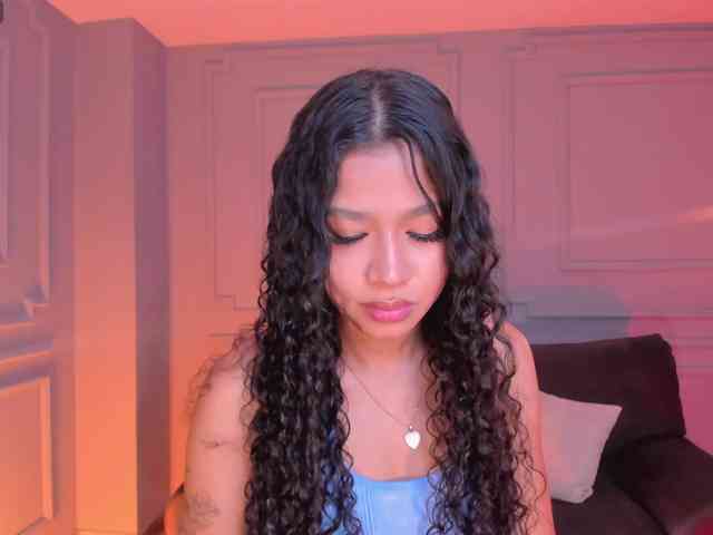 SophieHouston webcam