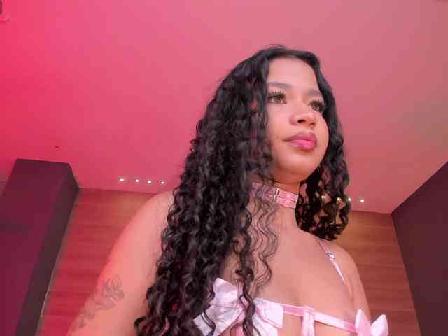 SophieHouston webcam