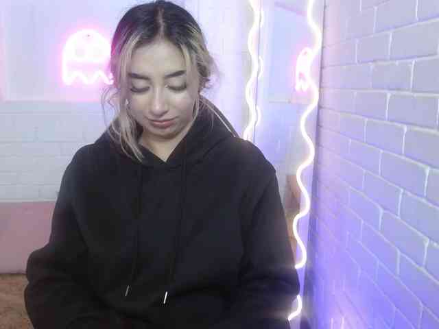 Malory-tay webcam