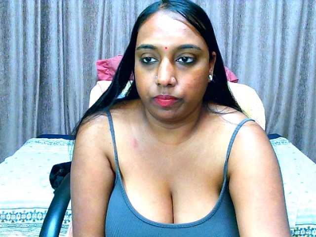 indiandiamon694u webcam