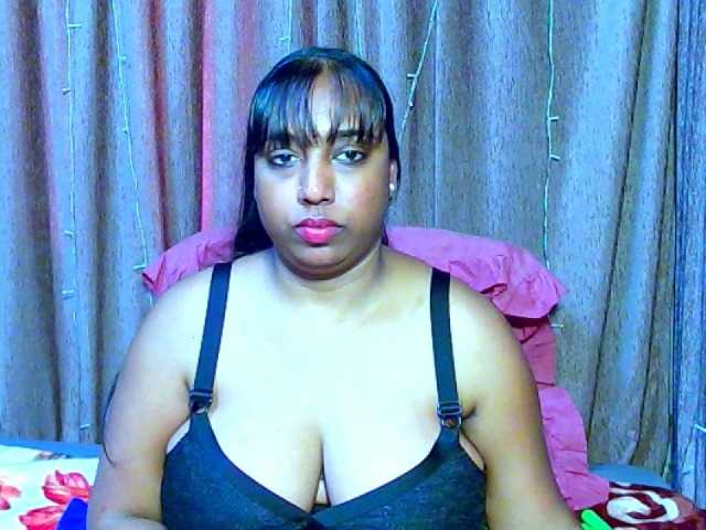 indiandiamon694u webcam