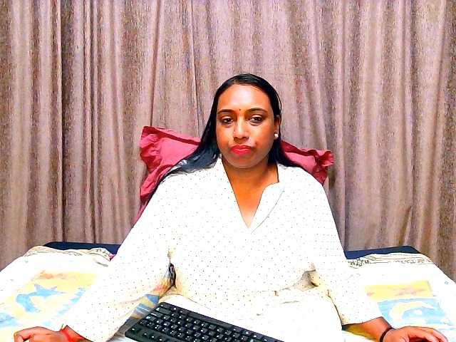indiandiamon694u webcam