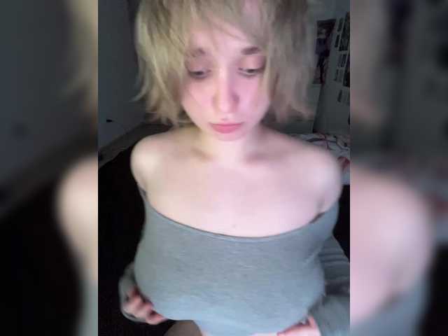 Entrez le videochat erotique avec le
modèle peDoVo4ka228 peDoVo4ka228