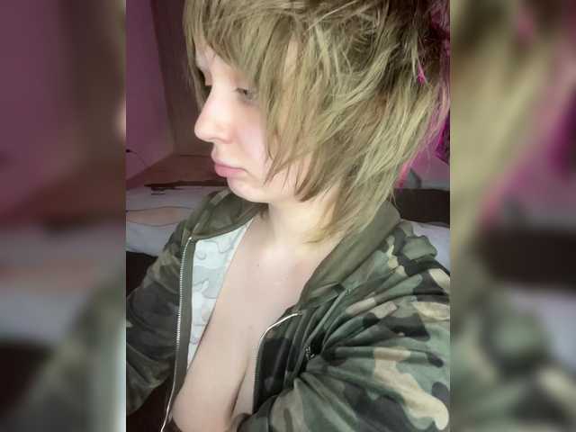 Accedi alla chat con il nickname -peDoVo4ka228- -peDoVo4ka228-