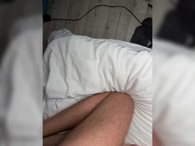 Entra en el chat con el modelo AnthoRausit AnthoRausit