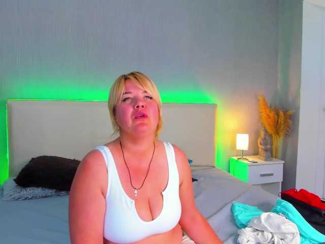 CurlyDream webcam