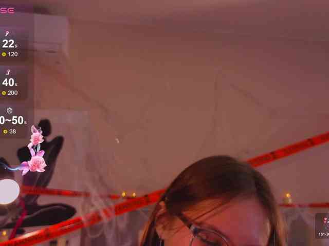 MiaLuw webcam