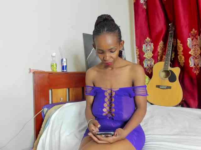 Aalisha-Jade webcam