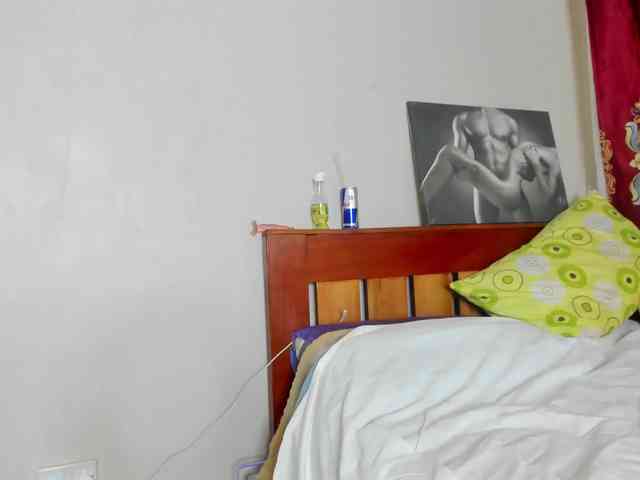 Aalisha-Jade webcam