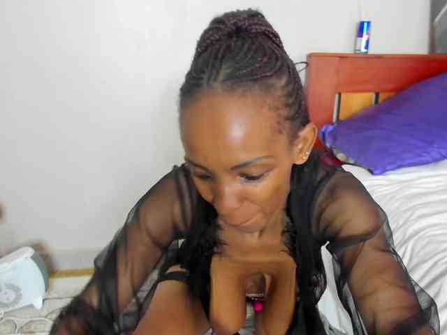 Aalisha-Jade webcam