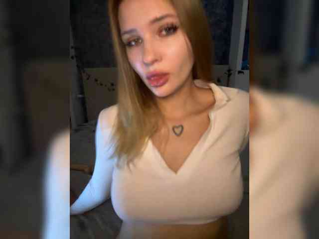 -Melani- webcam