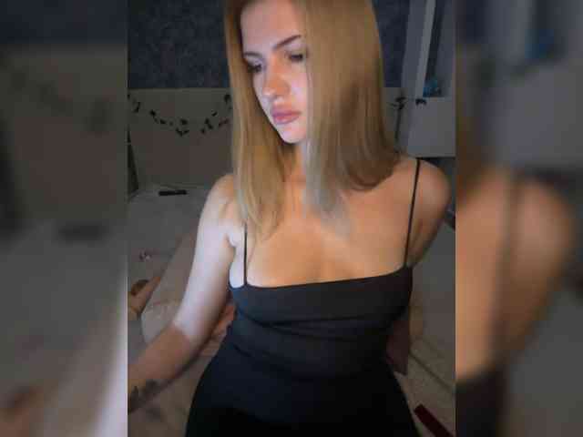 -Melani- webcam