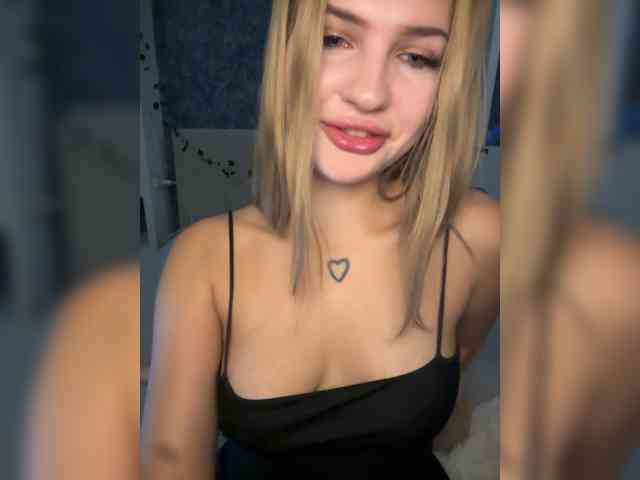-Melani- webcam