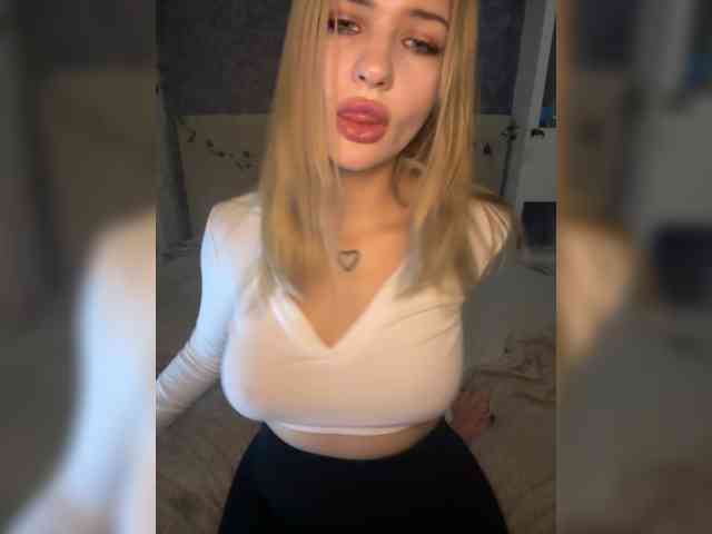 -Melani- webcam