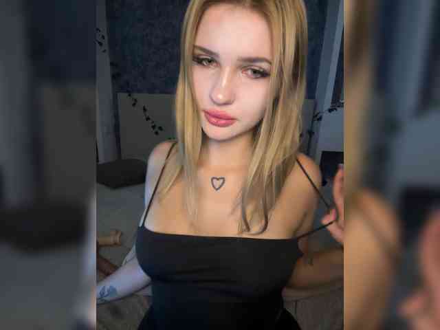 -Melani- webcam
