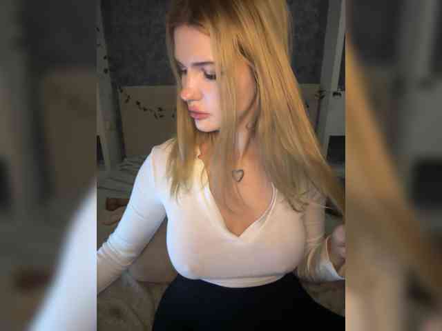 -Melani- webcam