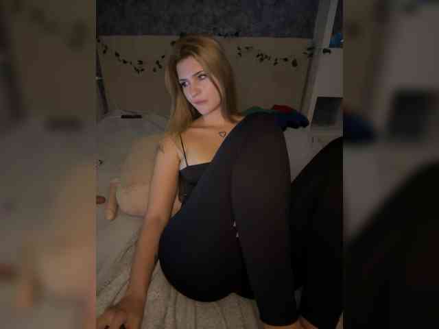 -Melani- webcam