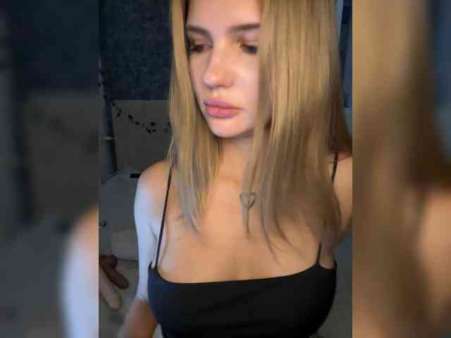 -Melani- webcam