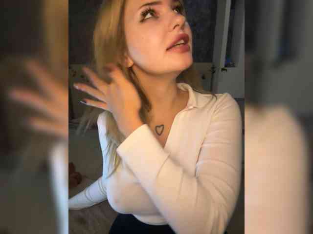 -Melani- webcam