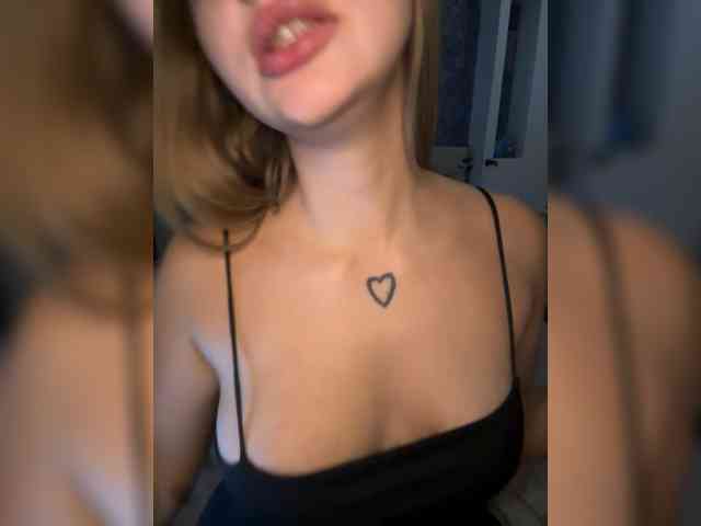-Melani- webcam