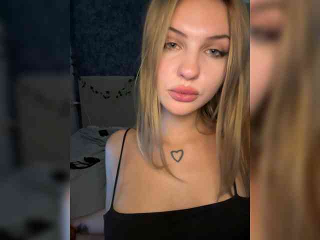-Melani- webcam