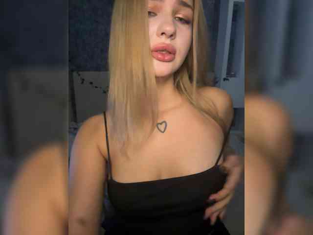 -Melani- webcam