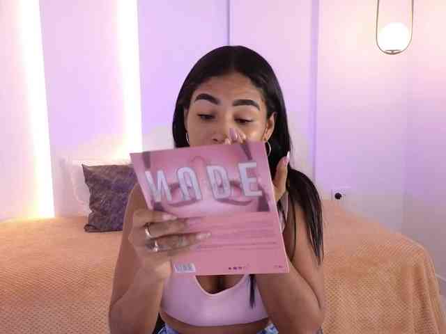 Lana-Starlett webcam
