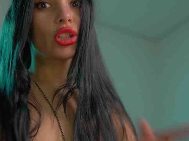 MilaMayy webcam