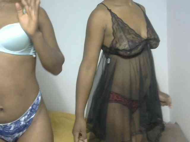 Twinsexgirl webcam