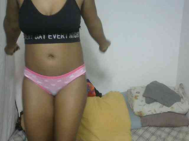 Twinsexgirl webcam