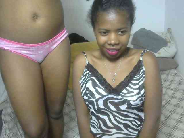 Twinsexgirl webcam