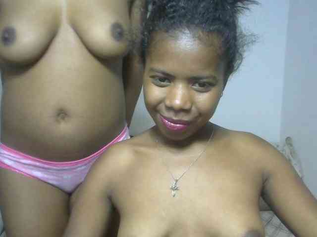 Twinsexgirl webcam