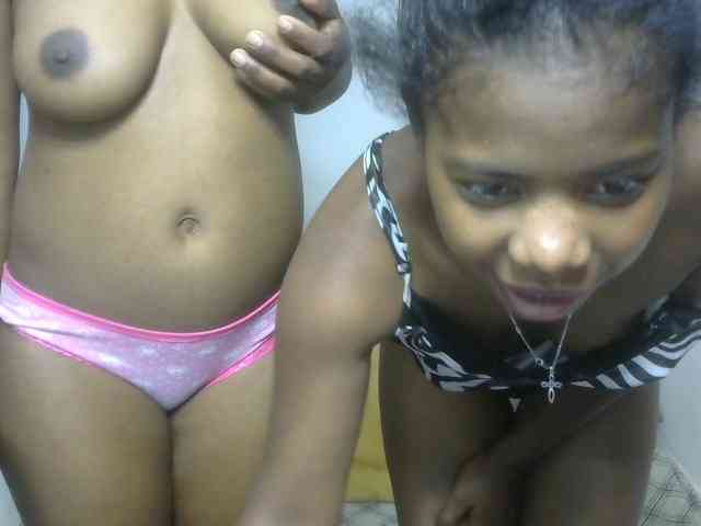 Twinsexgirl webcam