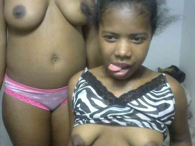 Twinsexgirl webcam