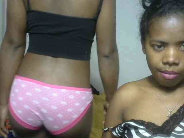 Twinsexgirl webcam