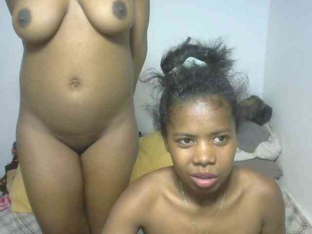 Twinsexgirl webcam