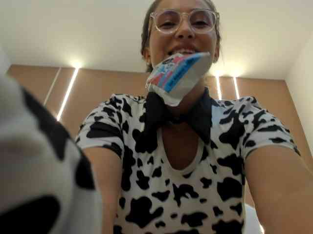 sophia-martinezz webcam