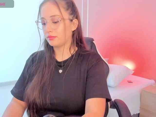 sophia-martinezz webcam