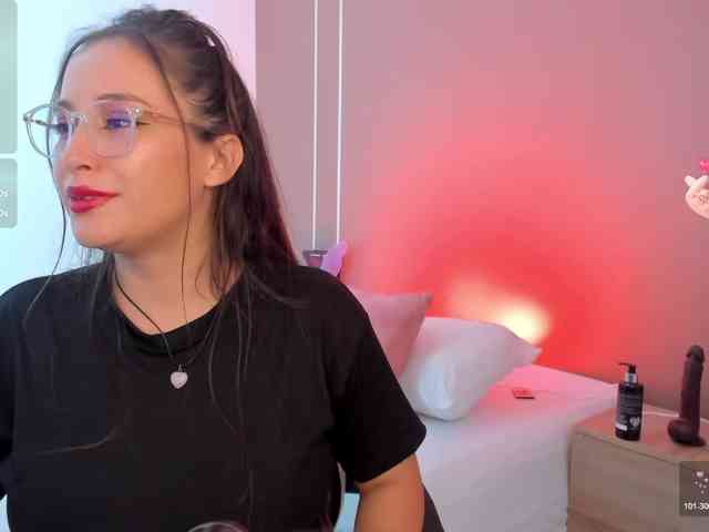 sophia-martinezz webcam