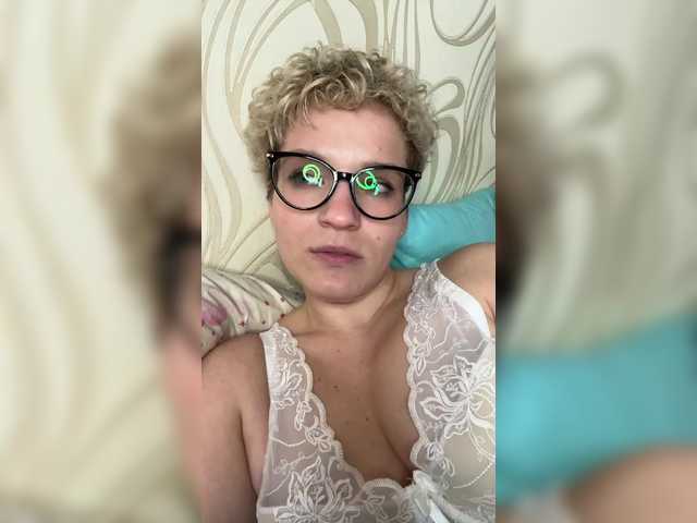 Рунетки: извращенки дрочат пизду всем подряд, секс чат бесплатно