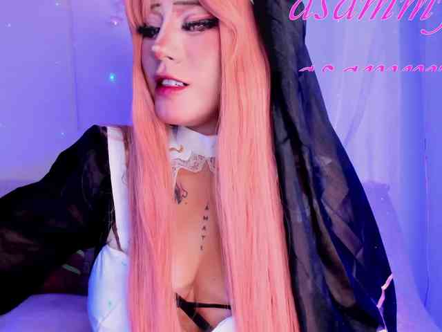 Lilith-asami webcam