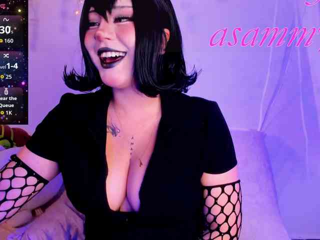Lilith-asami webcam