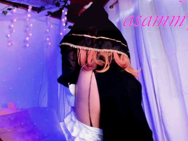 Lilith-asami webcam