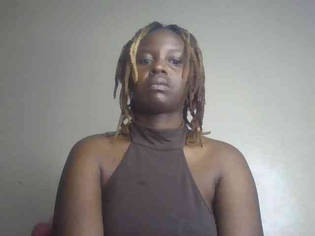 freakcurvy8 webcam